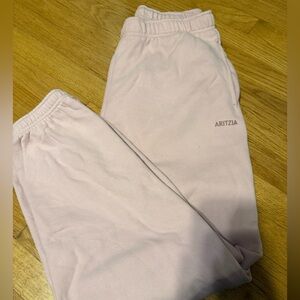 aritzia sweatpants